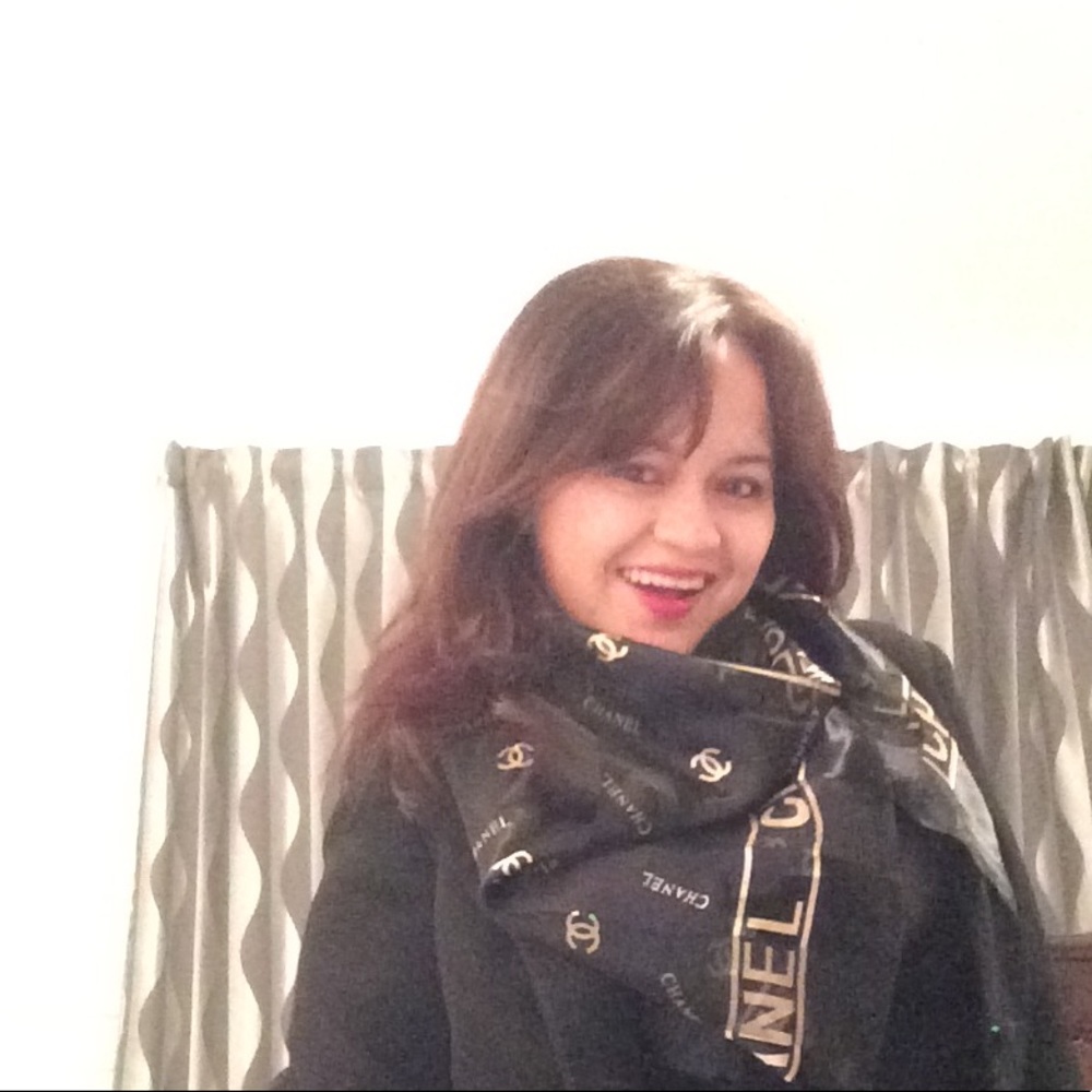 Meet your Posher, Diana